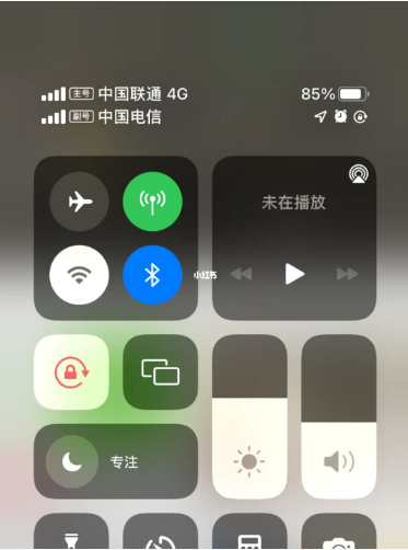 河间苹果手机维修分享iPhone双卡信号解决办法 